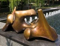 Nasher Sculpture Center - Henri Moore